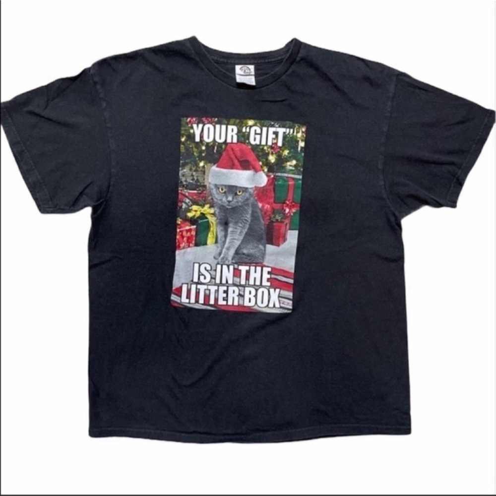 Christmas Cat tee